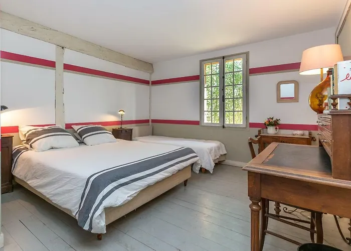 Guest house Le Grand Yote *